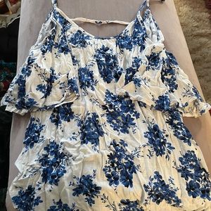 Torrid size 3 cold shoulder floral blouse
